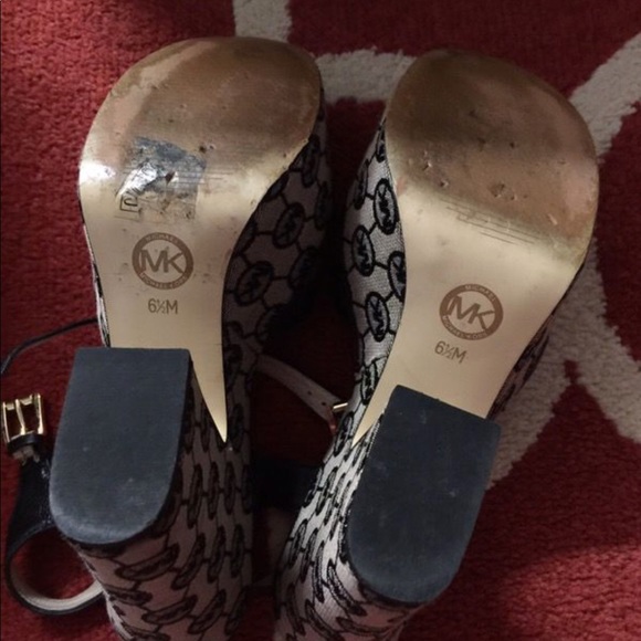 Shoes - Picture 3 of 5